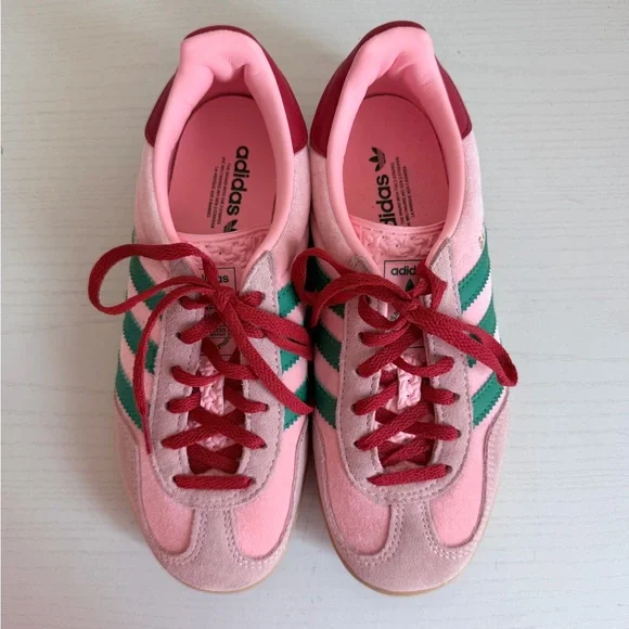 Adidas Pink Sneakers with Green Stripes - Picture 4 of 6